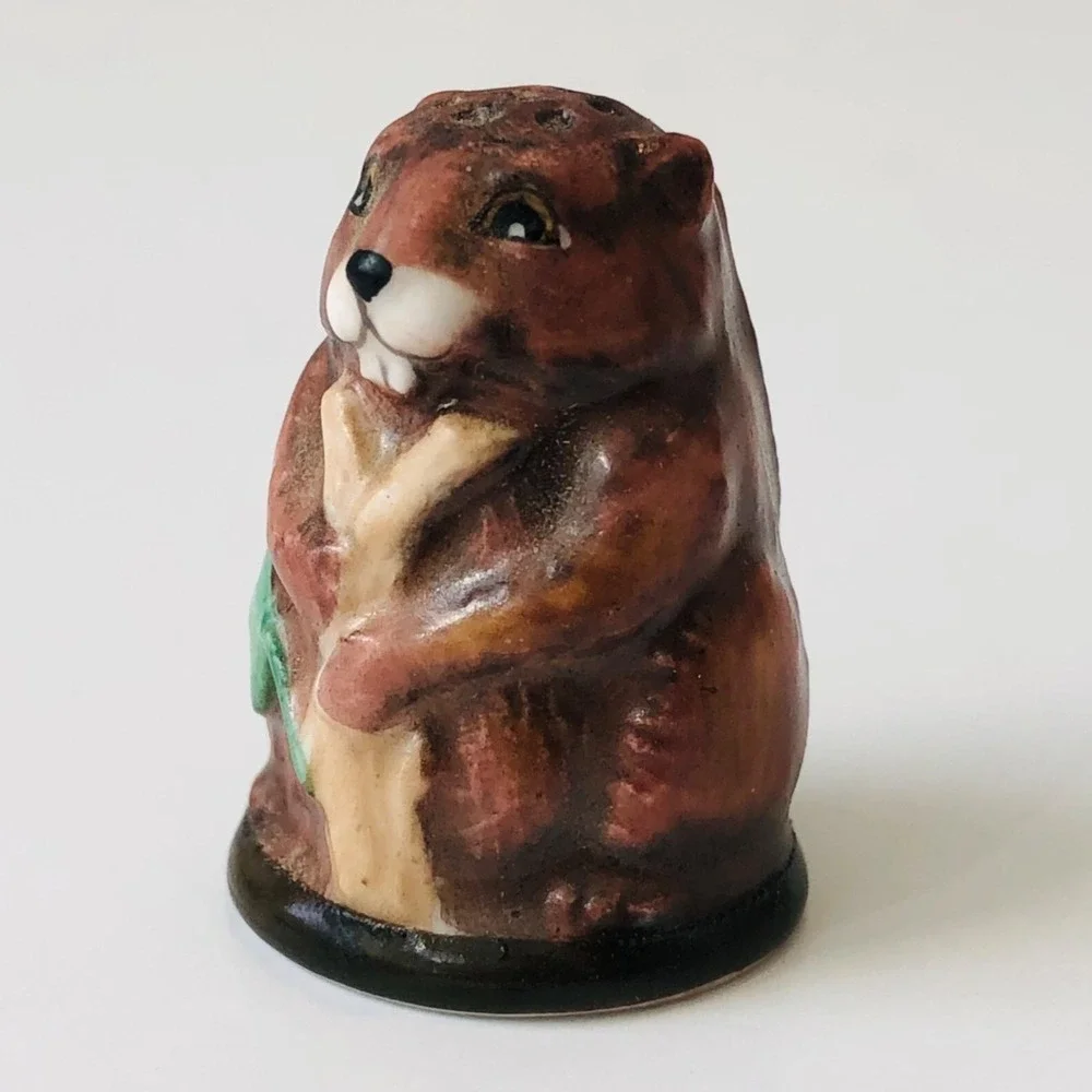 Franklin Mint Porcelain Beaver Thimble Friends of the the Forest Series Vtg 80s‎